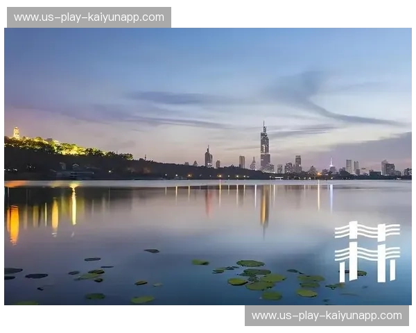 巅峰对决：当“生猛”广东遇上“内敛”江苏，谁才是中国经济的真灵魂？